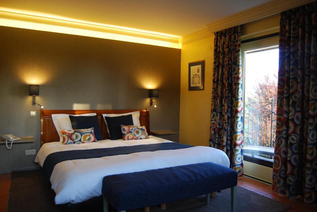 Hostellerie Gilain Achêne Dış mekan fotoğraf