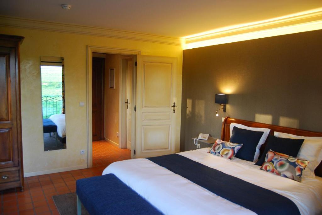 Hostellerie Gilain Achêne Dış mekan fotoğraf